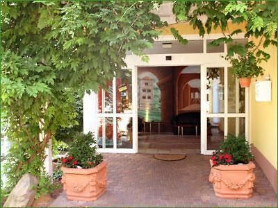 Haus Am Park Hotel Bad Hersfeld Exterior photo